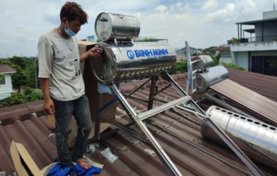 Tìm thợ lắp đặt bình bảo ôn Quận 7 uy tín, chuyên nghiệp - Aposun