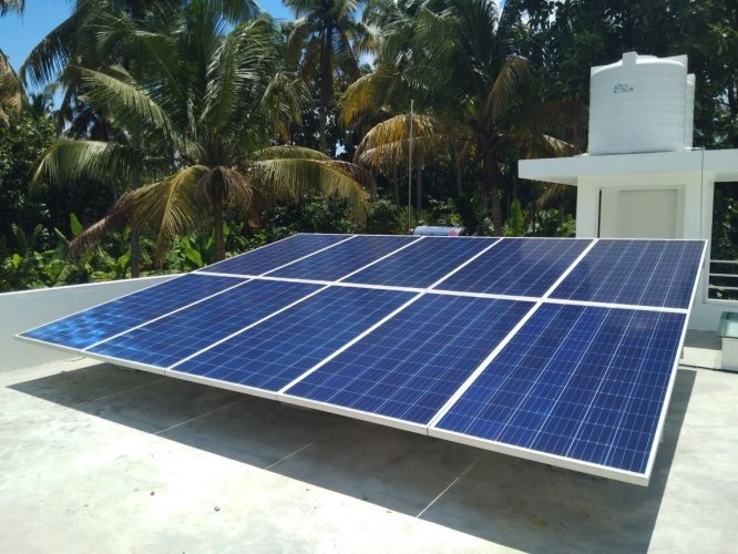 cung cấp hệ thống điện năng lượng mặt trời